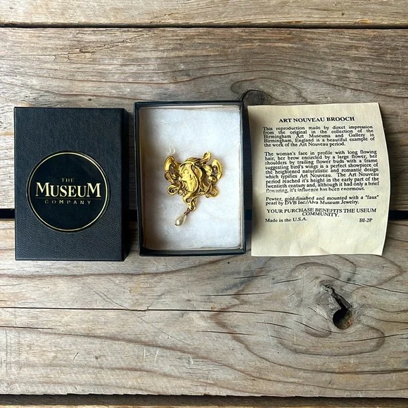 Art Nouveau Brooch - The Museum Company - New, in box - Picture 3 of 11